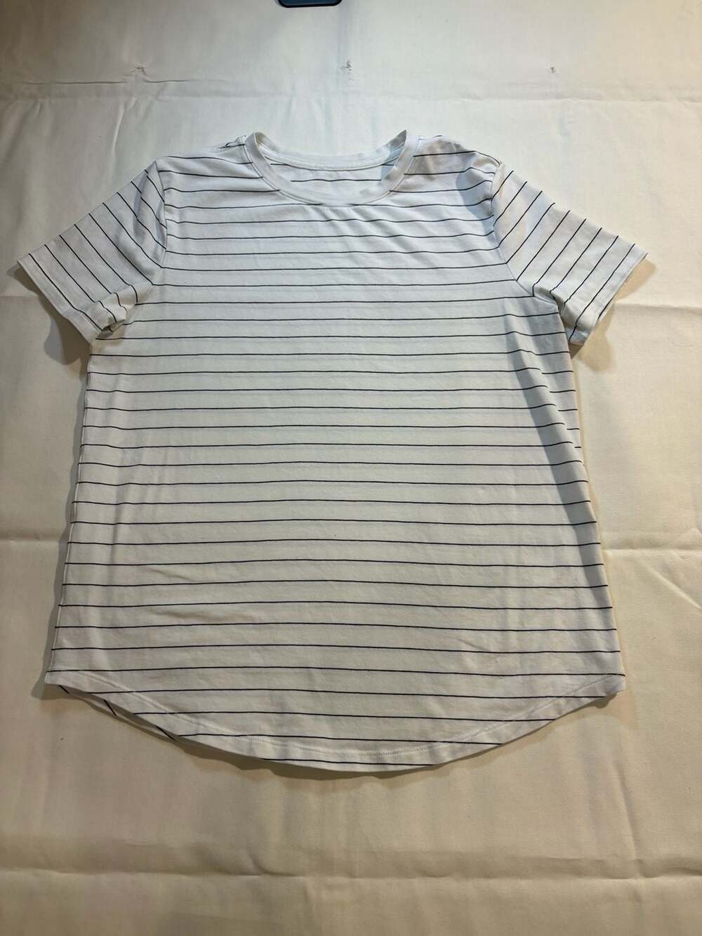 lululemon athletica Love Crew Size 8
